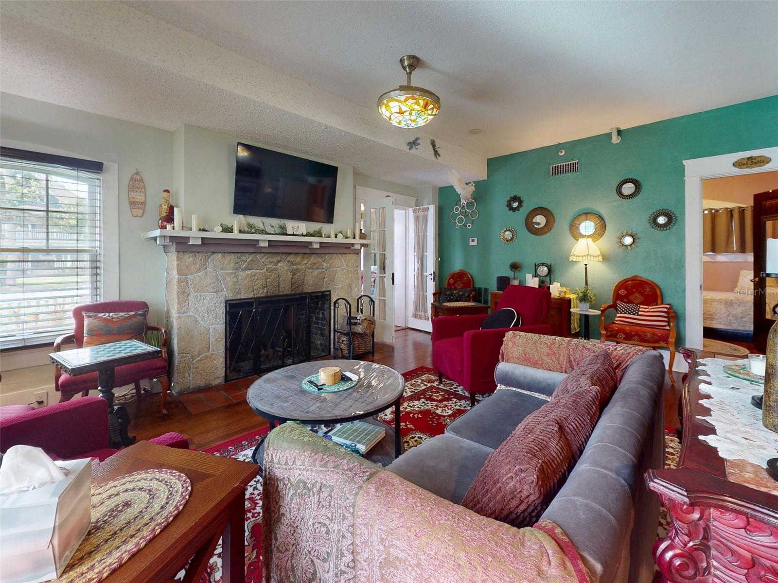 HODGMANS DAYTONA - Residential