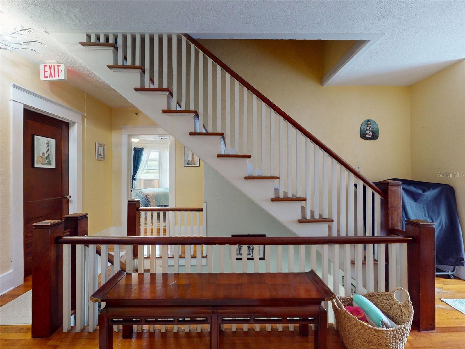 HODGMANS DAYTONA - Residential