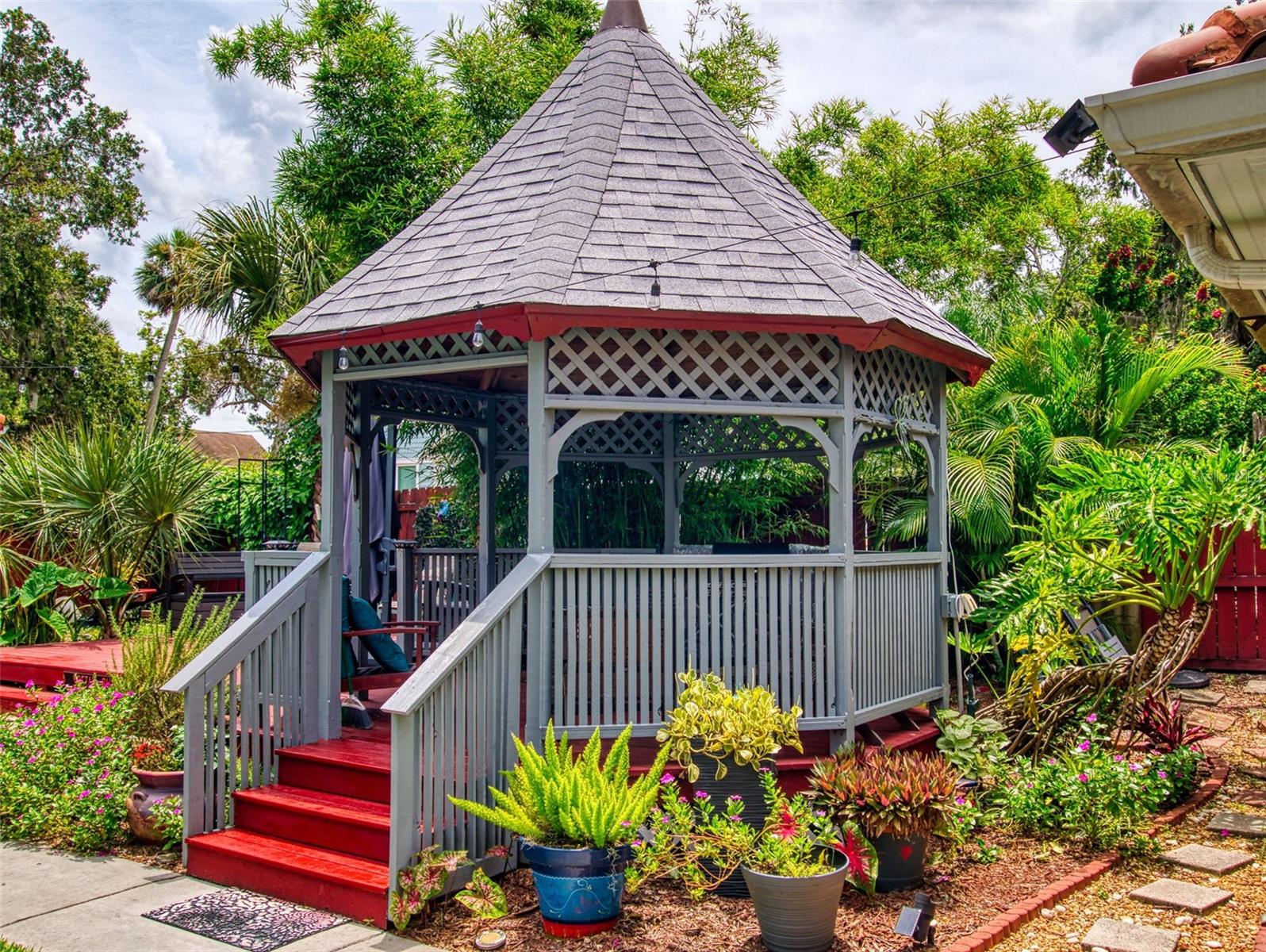 HODGMANS DAYTONA - Residential