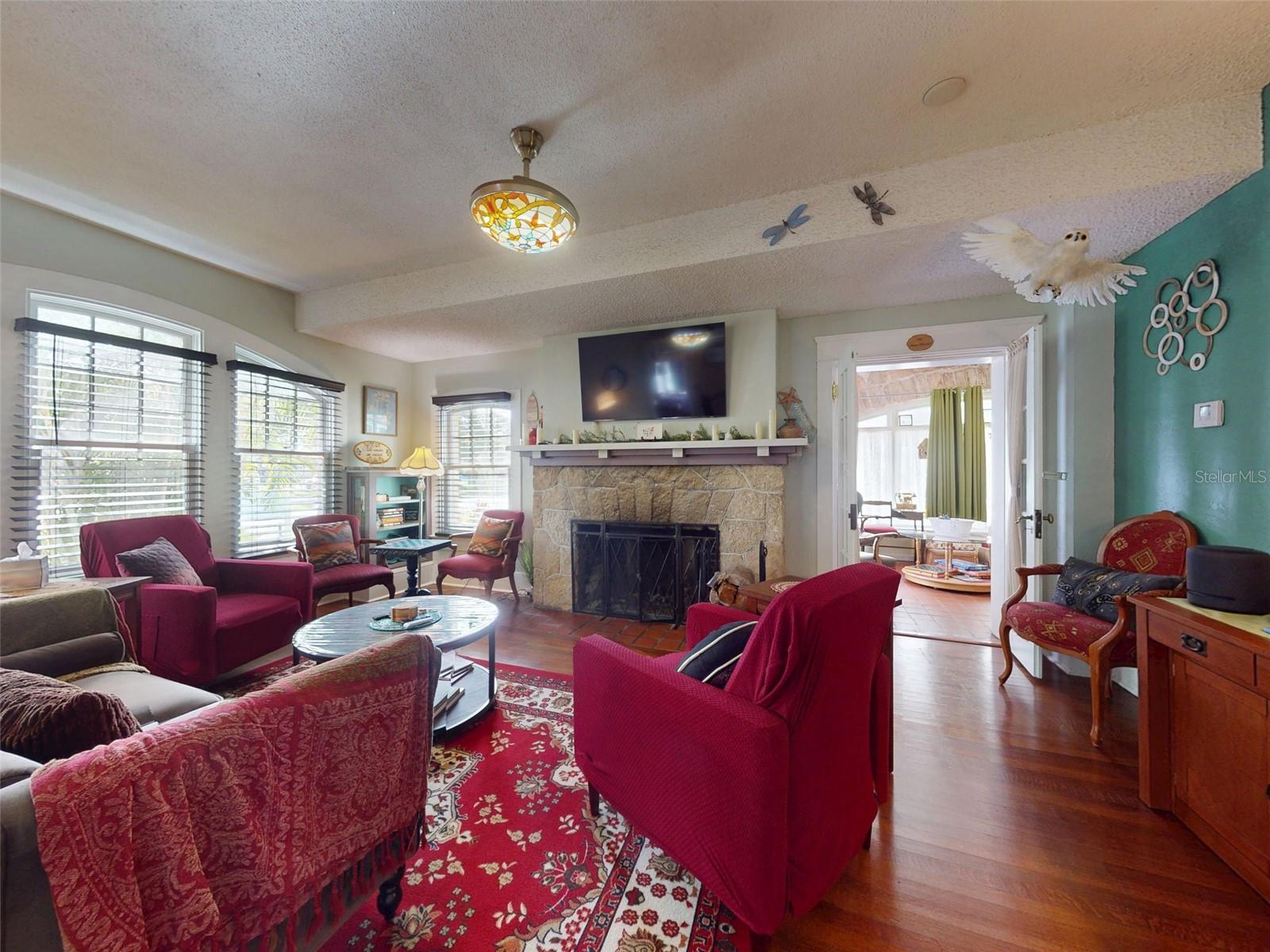 HODGMANS DAYTONA - Residential