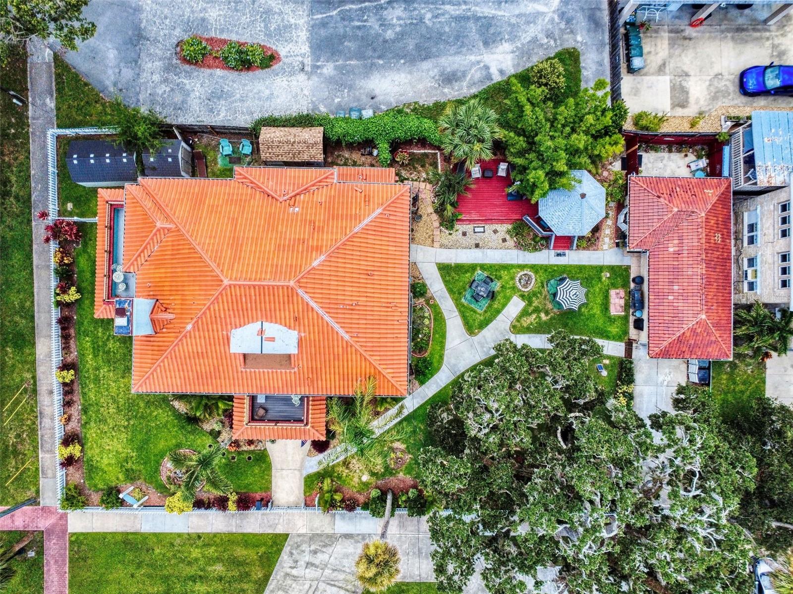 HODGMANS DAYTONA - Residential