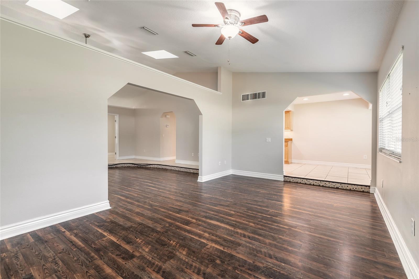 WILLOW RUN UNIT 05 - Residential