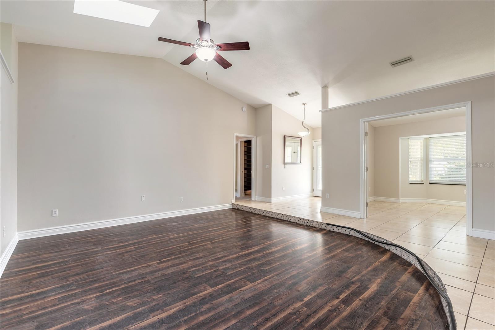 WILLOW RUN UNIT 05 - Residential