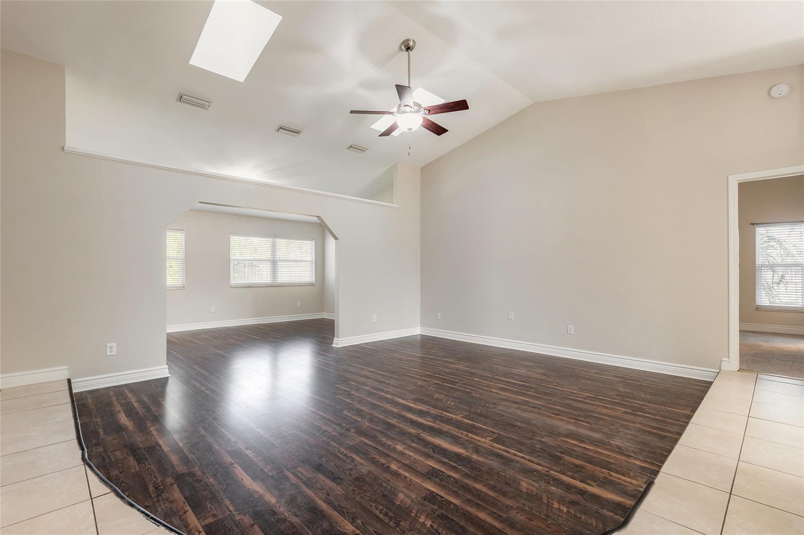 WILLOW RUN UNIT 05 - Residential