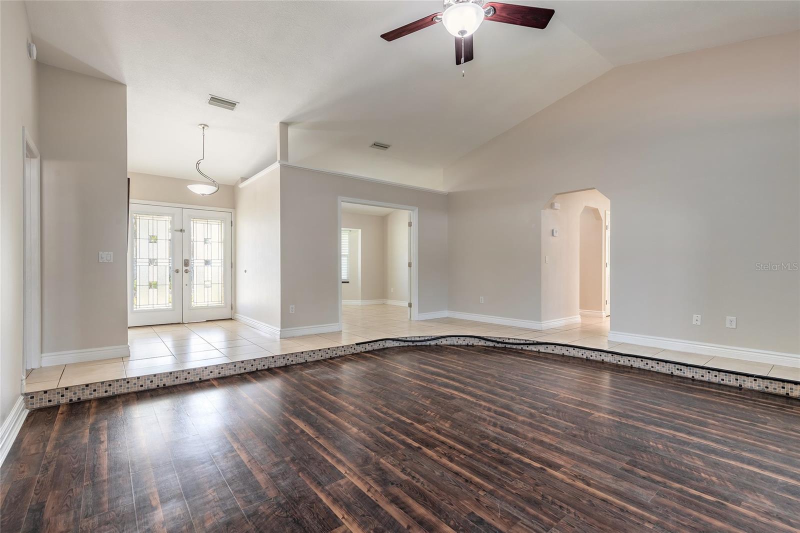 WILLOW RUN UNIT 05 - Residential