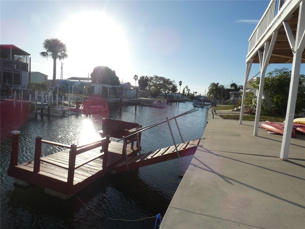 Photo of 6814 Gull Lane, Hudson, FL 34667 (MLS # W7881601)