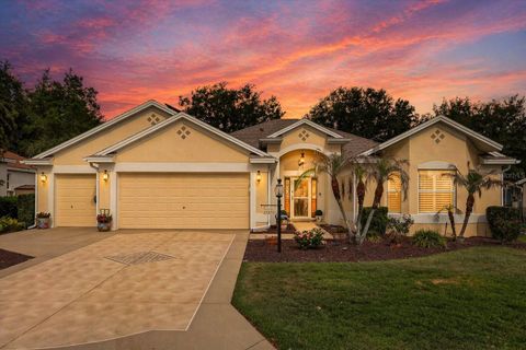 Photo of 17270 SE 85th Willowick Circle, The Villages, FL 32162 (MLS # G5111343)