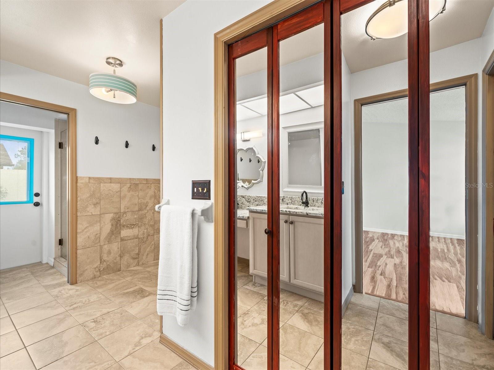 AVISTA OF CARROLLWOOD VILL - Residential