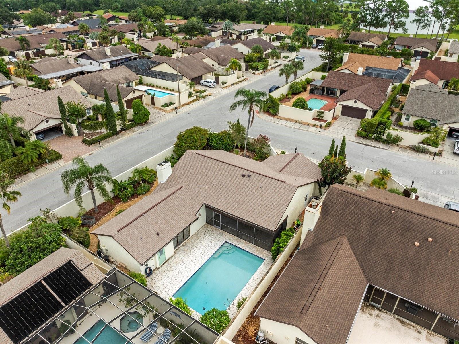 AVISTA OF CARROLLWOOD VILL - Residential