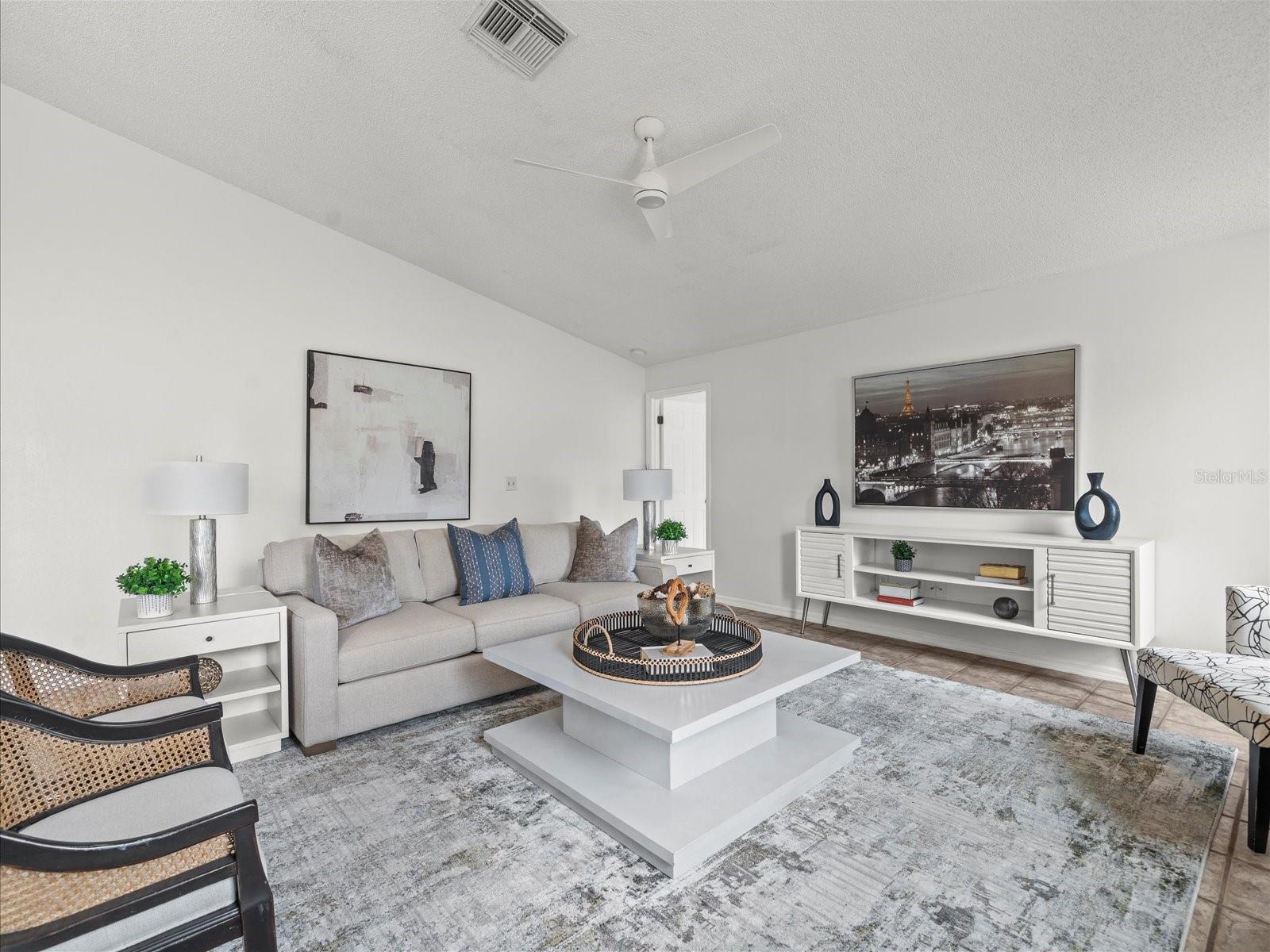 AVISTA OF CARROLLWOOD VILL - Residential