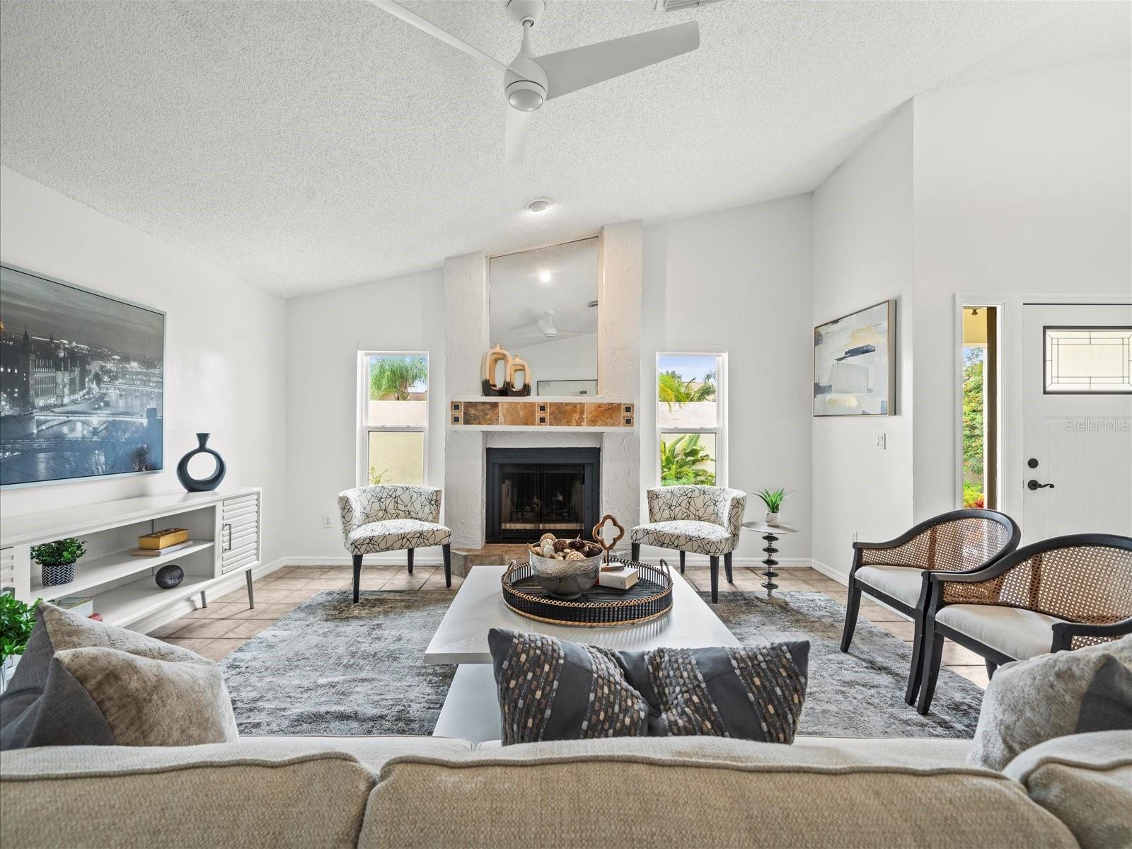 AVISTA OF CARROLLWOOD VILL - Residential