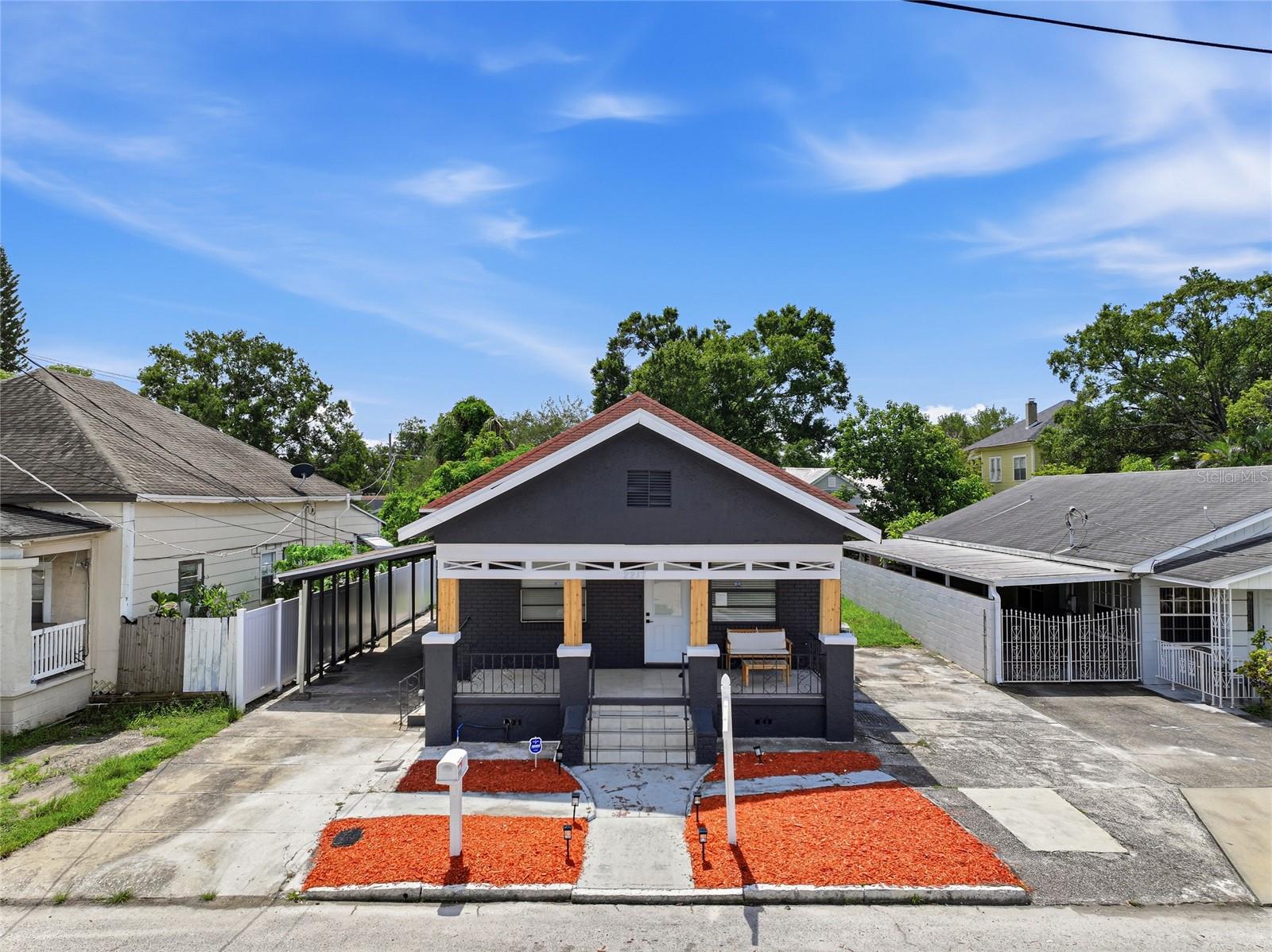 2217 CORRINE STREET