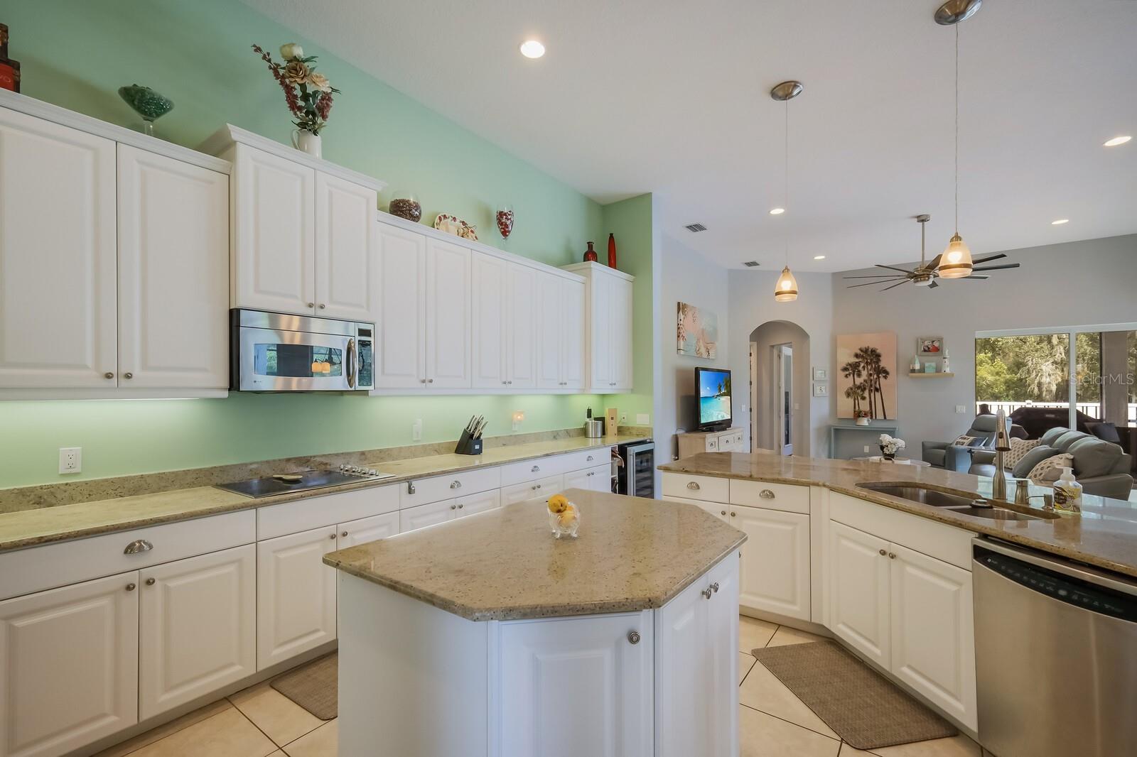 RIVERS REACH PH II - Residential