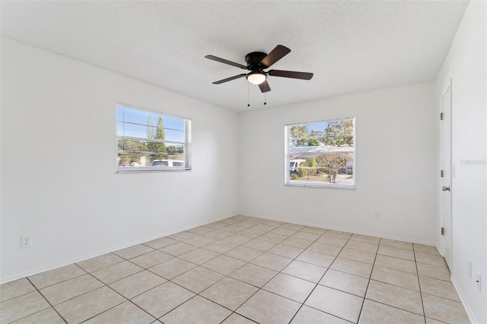 QUAIL HOLLOW AT RIO PINAR - Residential Income