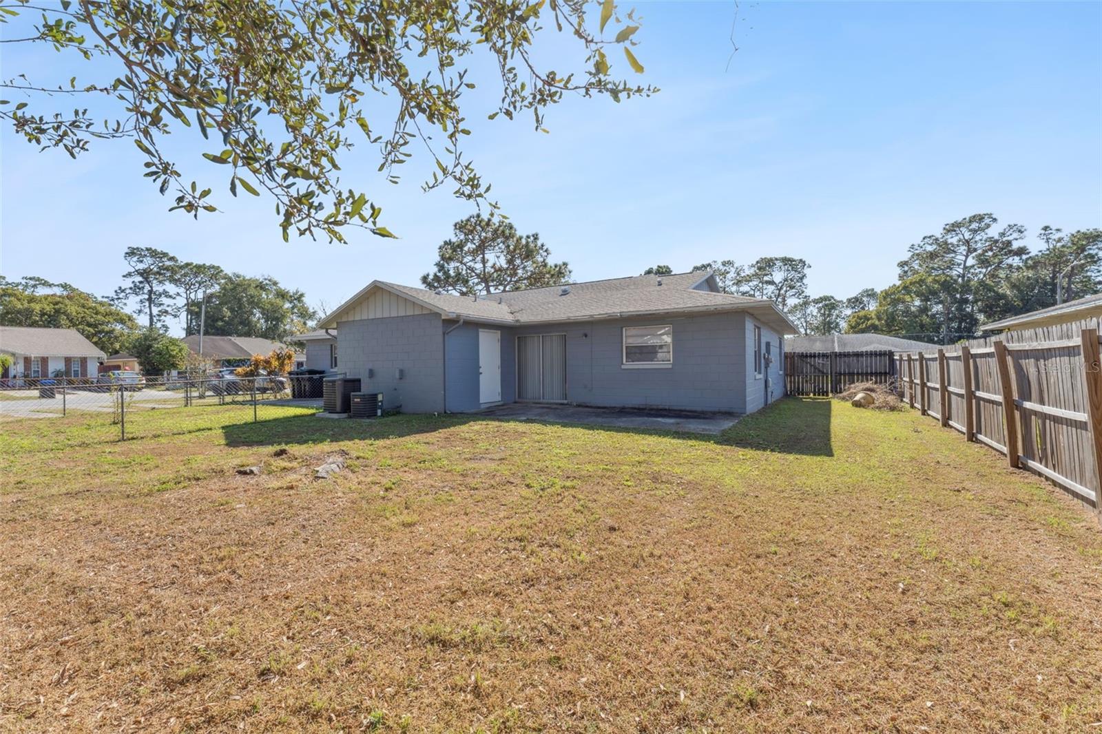 QUAIL HOLLOW AT RIO PINAR - Residential Income