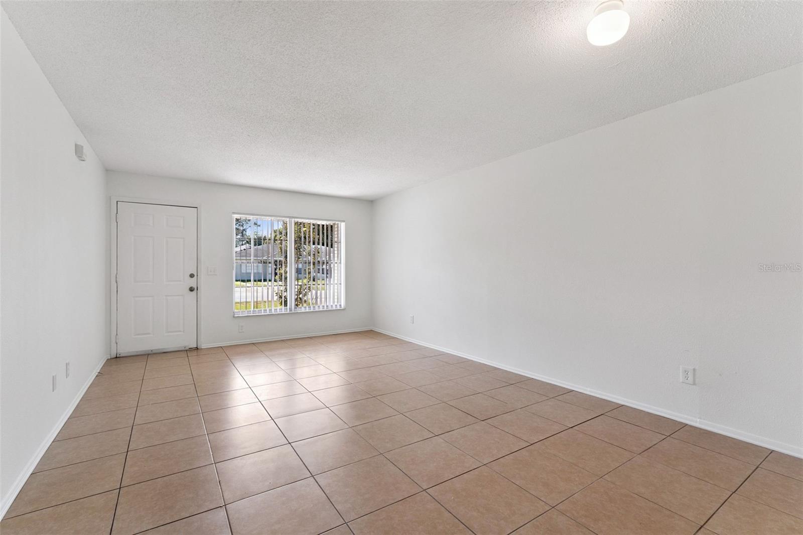 QUAIL HOLLOW AT RIO PINAR - Residential Income