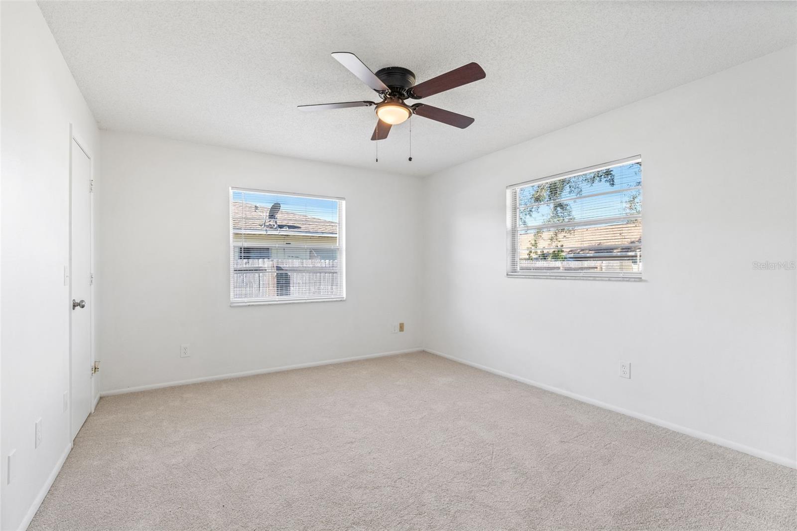 QUAIL HOLLOW AT RIO PINAR - Residential Income