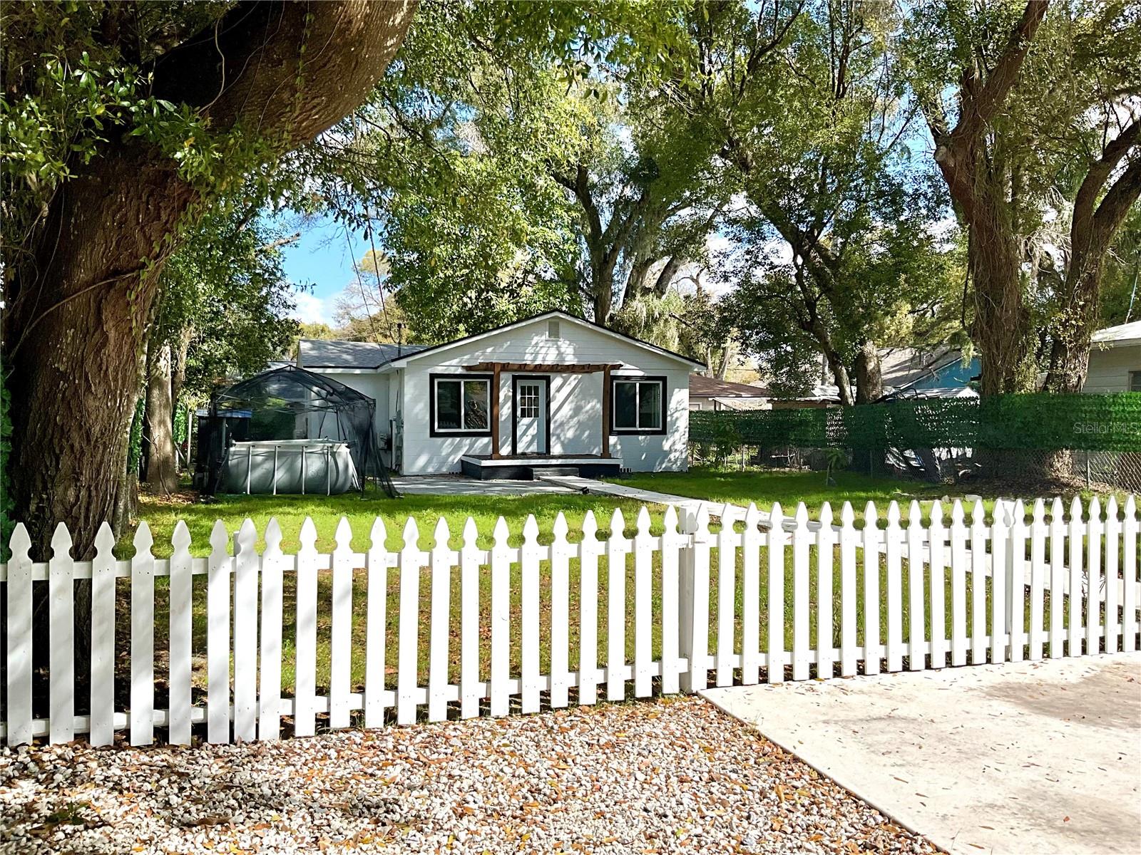 4B1 | PEDDY AND HACKNEY SUBDIVISION - Residential