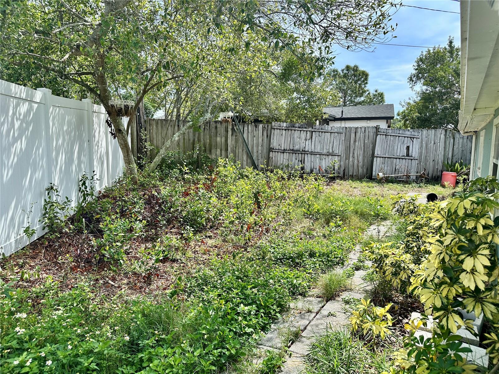 BEACON SQUARE - Residential