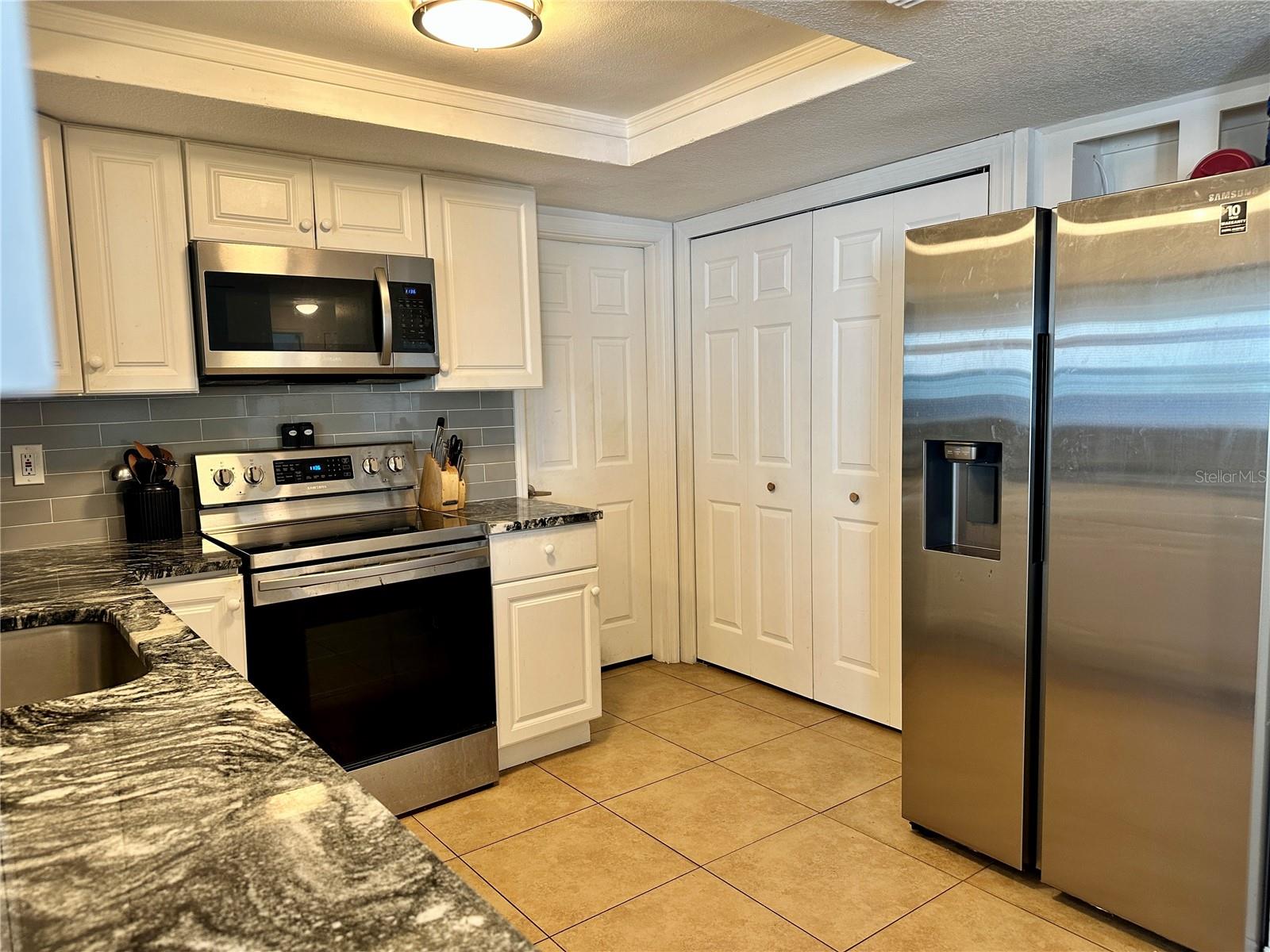 BEACON SQUARE - Residential