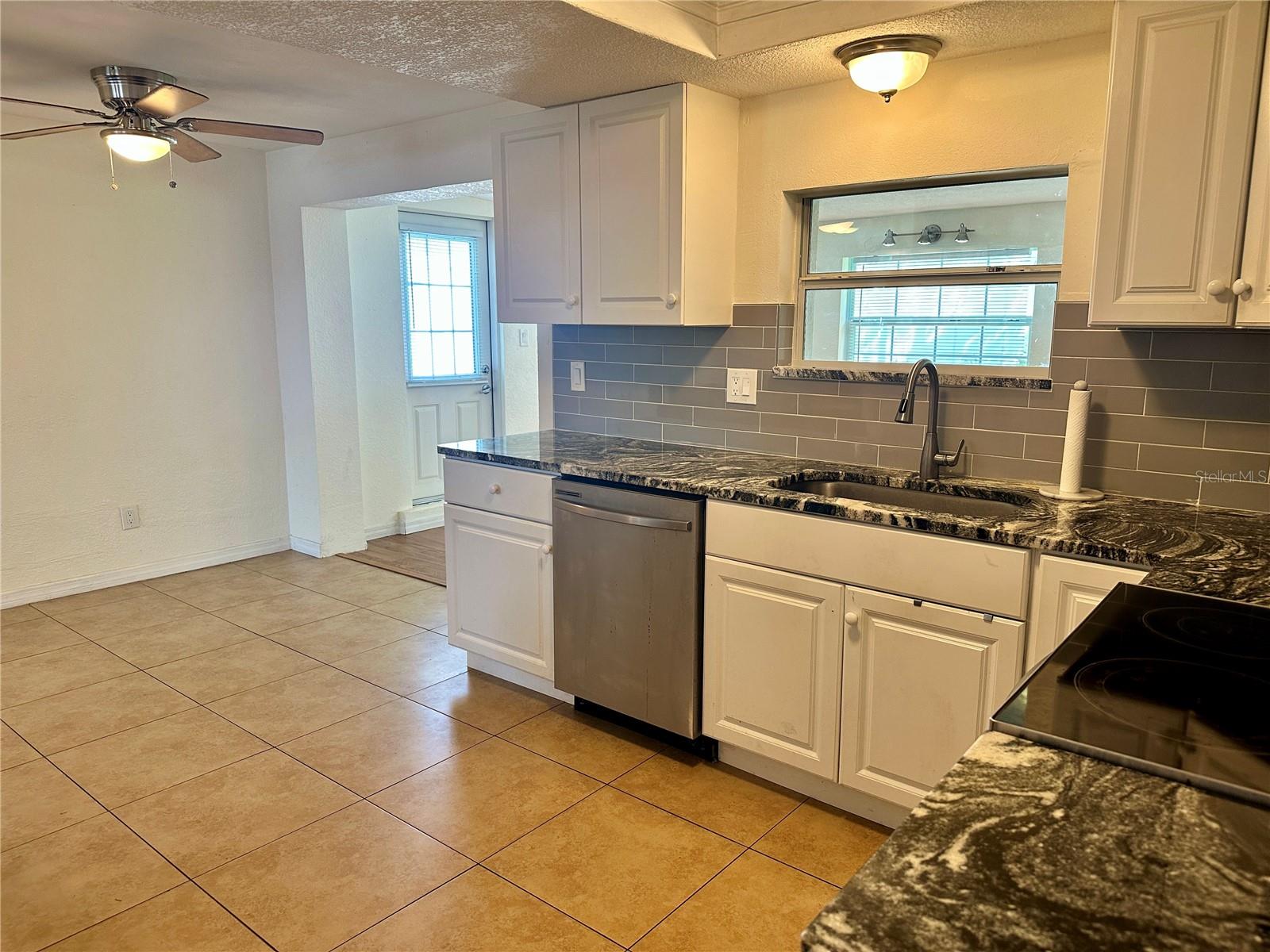 BEACON SQUARE - Residential