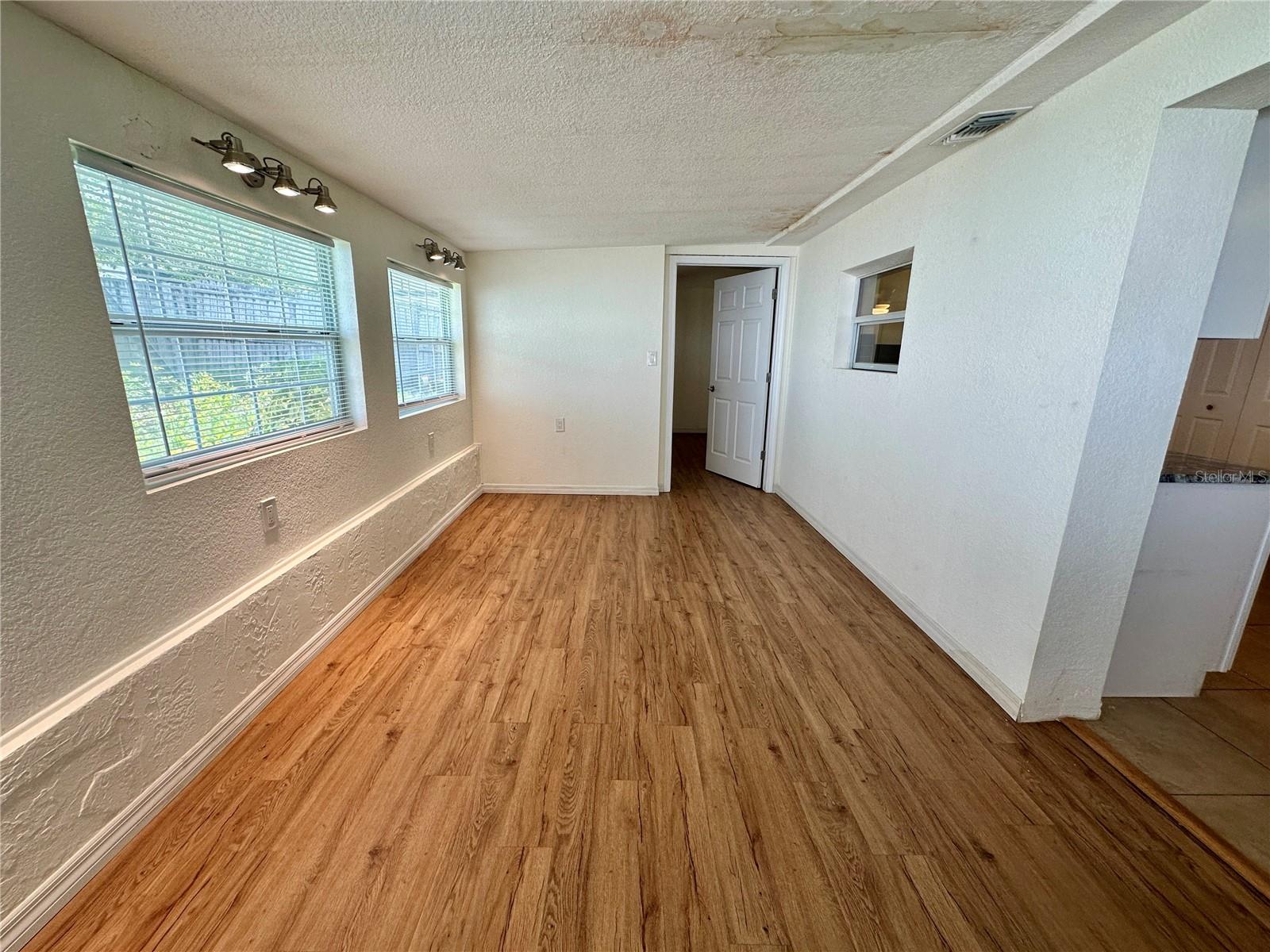 BEACON SQUARE - Residential