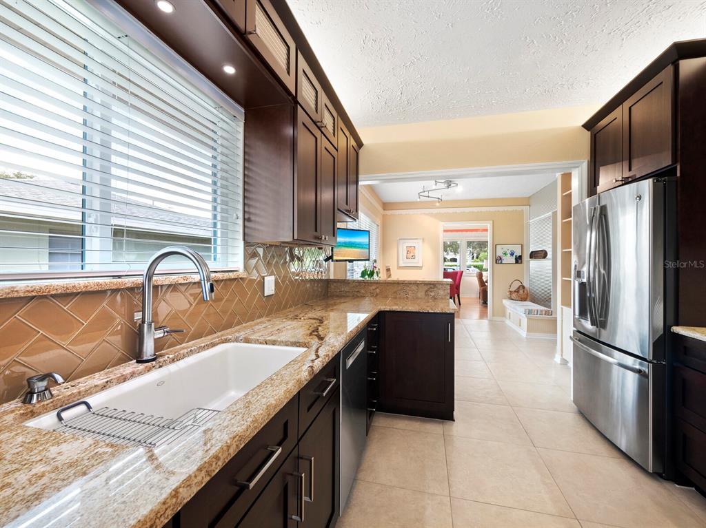 SAINT ARMANDS DIV JOHN RINGLING ESTATES - Residential