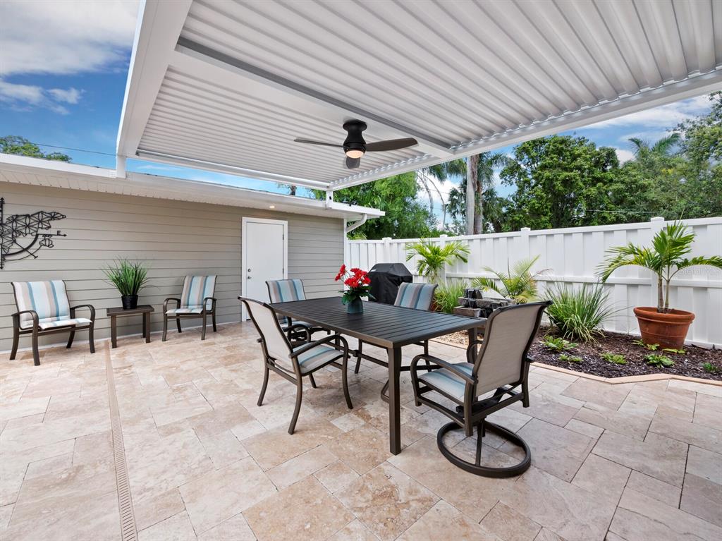 SAINT ARMANDS DIV JOHN RINGLING ESTATES - Residential