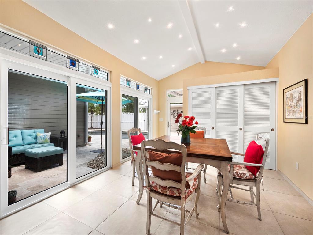 SAINT ARMANDS DIV JOHN RINGLING ESTATES - Residential