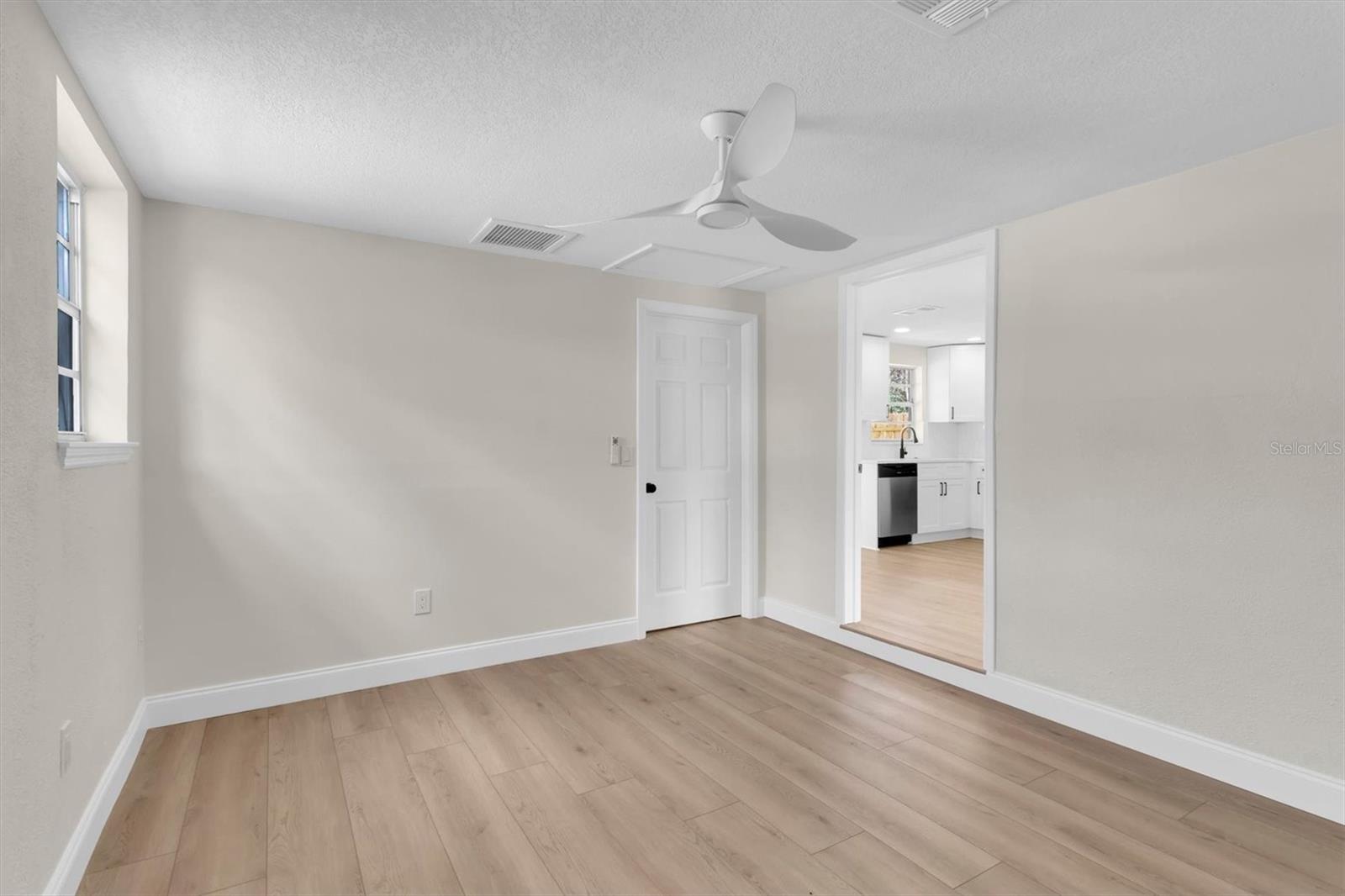 SHAMROCK HEIGHTS - Residential