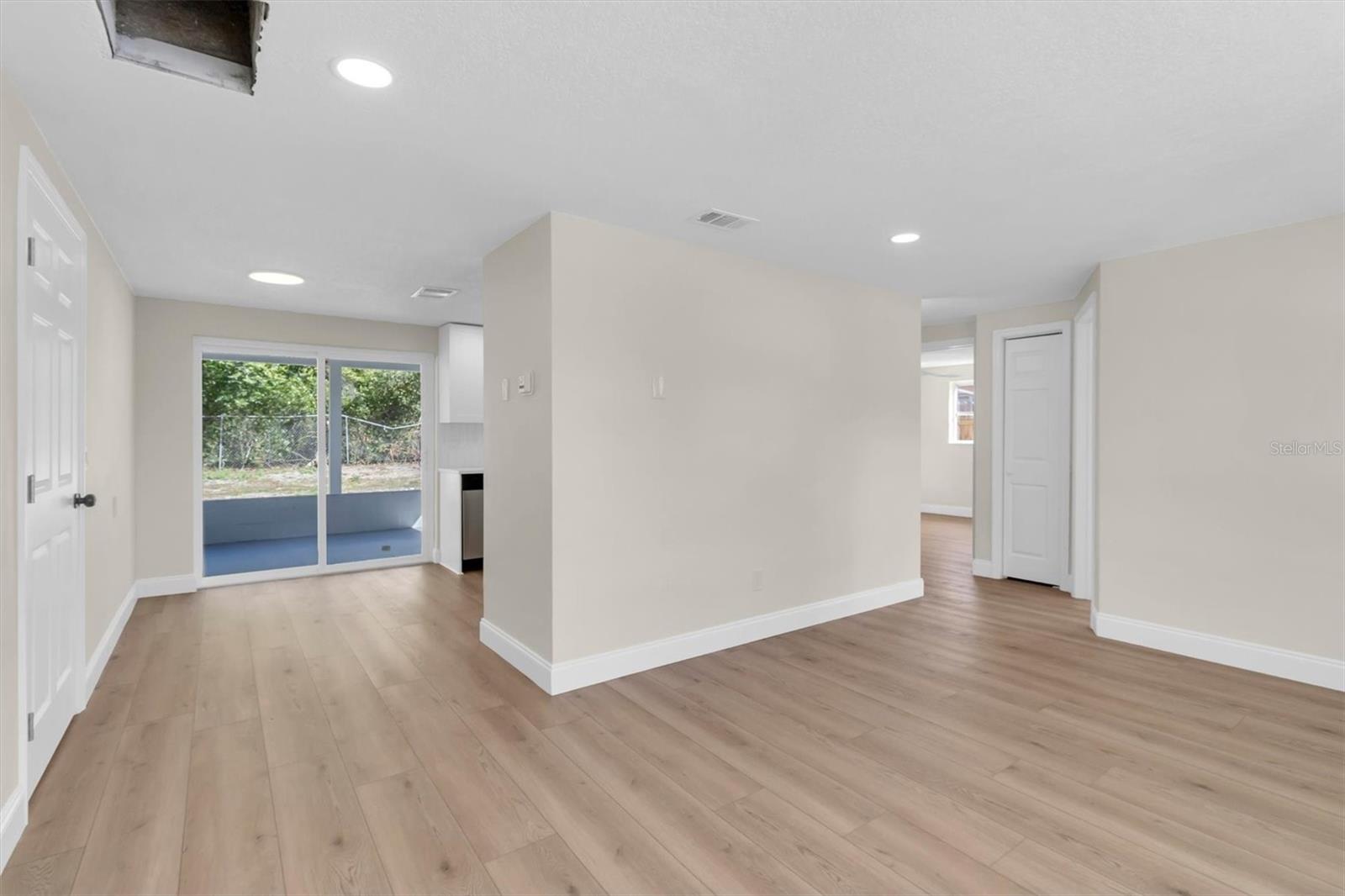 SHAMROCK HEIGHTS - Residential