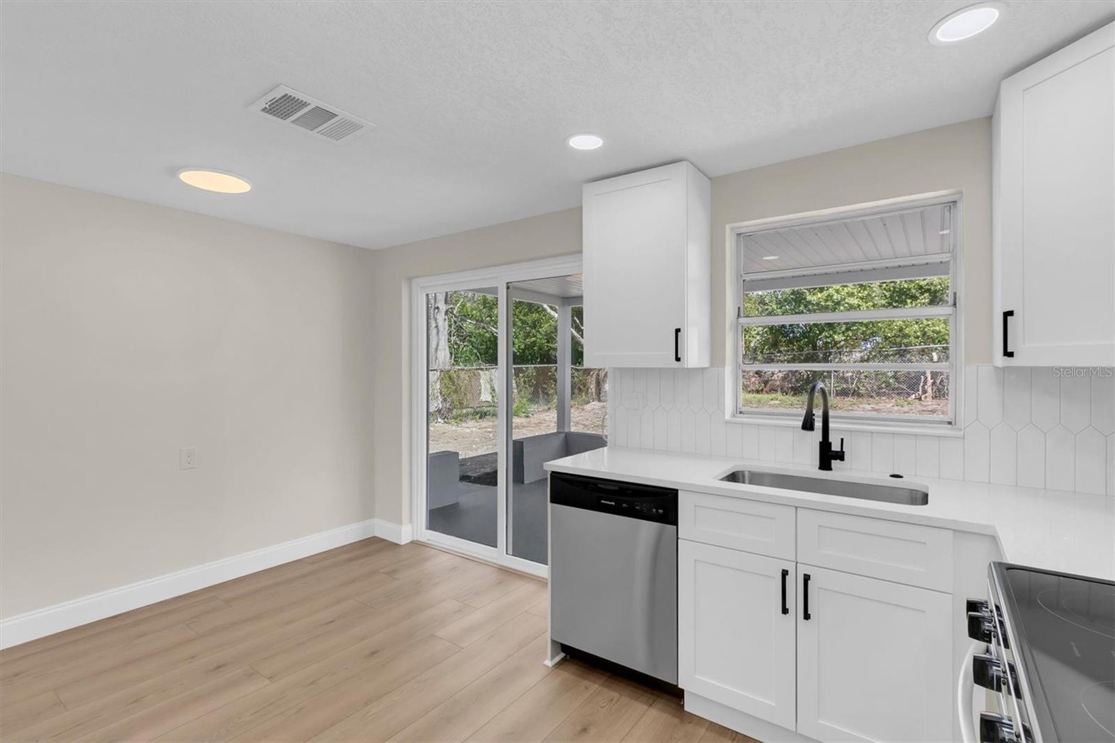 SHAMROCK HEIGHTS - Residential