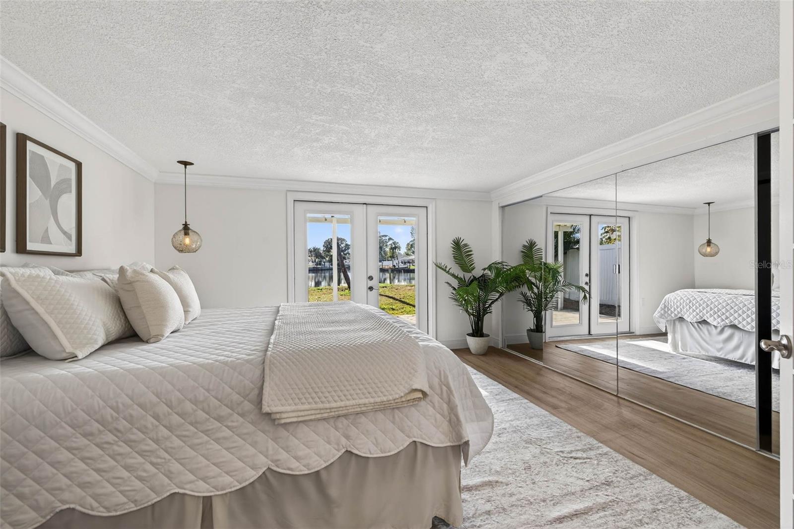 SHORE ACRES BUTTERFLY LAKE REP - Residential