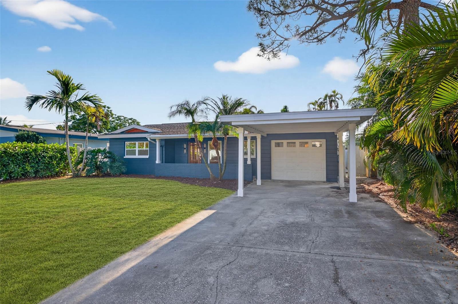 SHORE ACRES BUTTERFLY LAKE REP - Residential