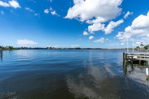 A home in SARASOTA