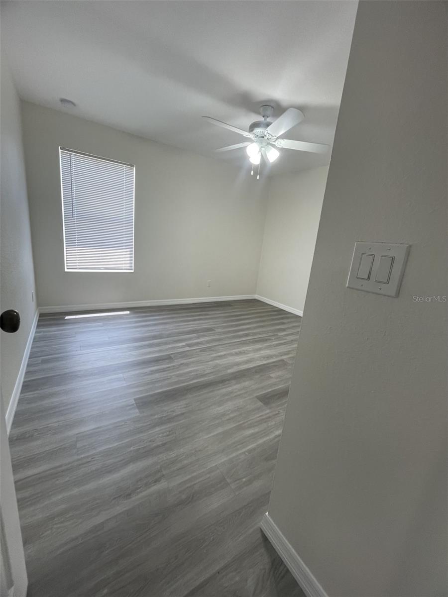 SUNCOAST LAKES - Residential Lease