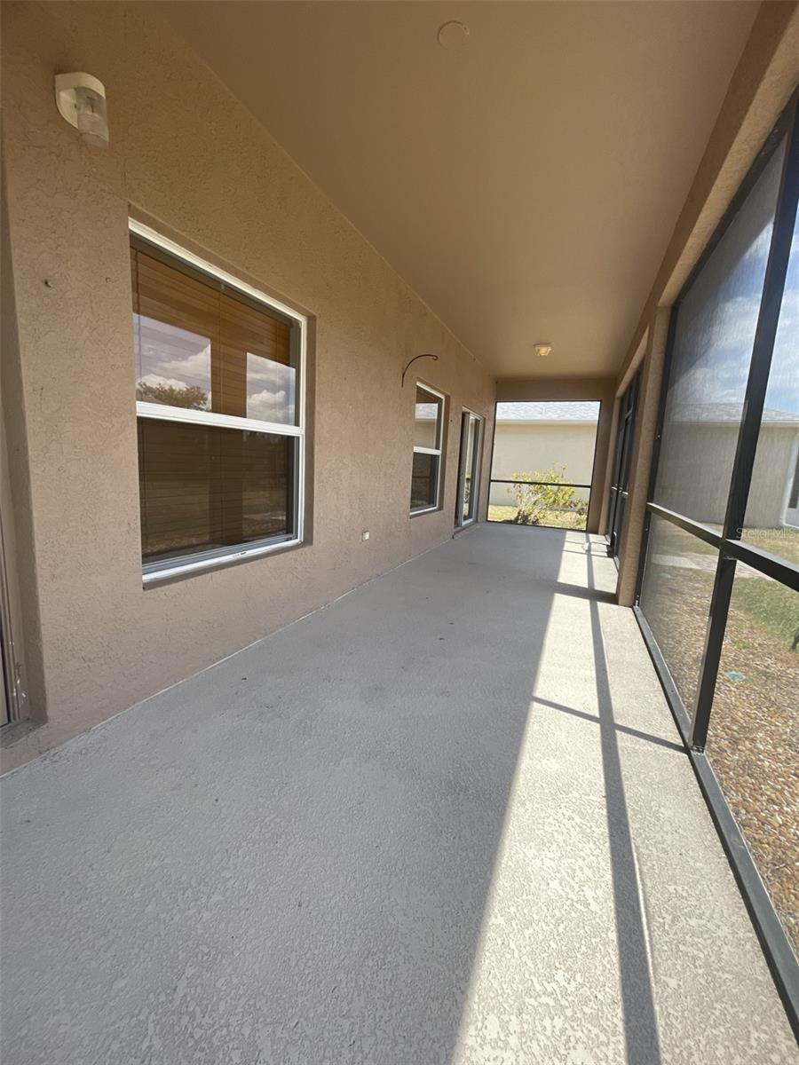 SUNCOAST LAKES - Residential Lease