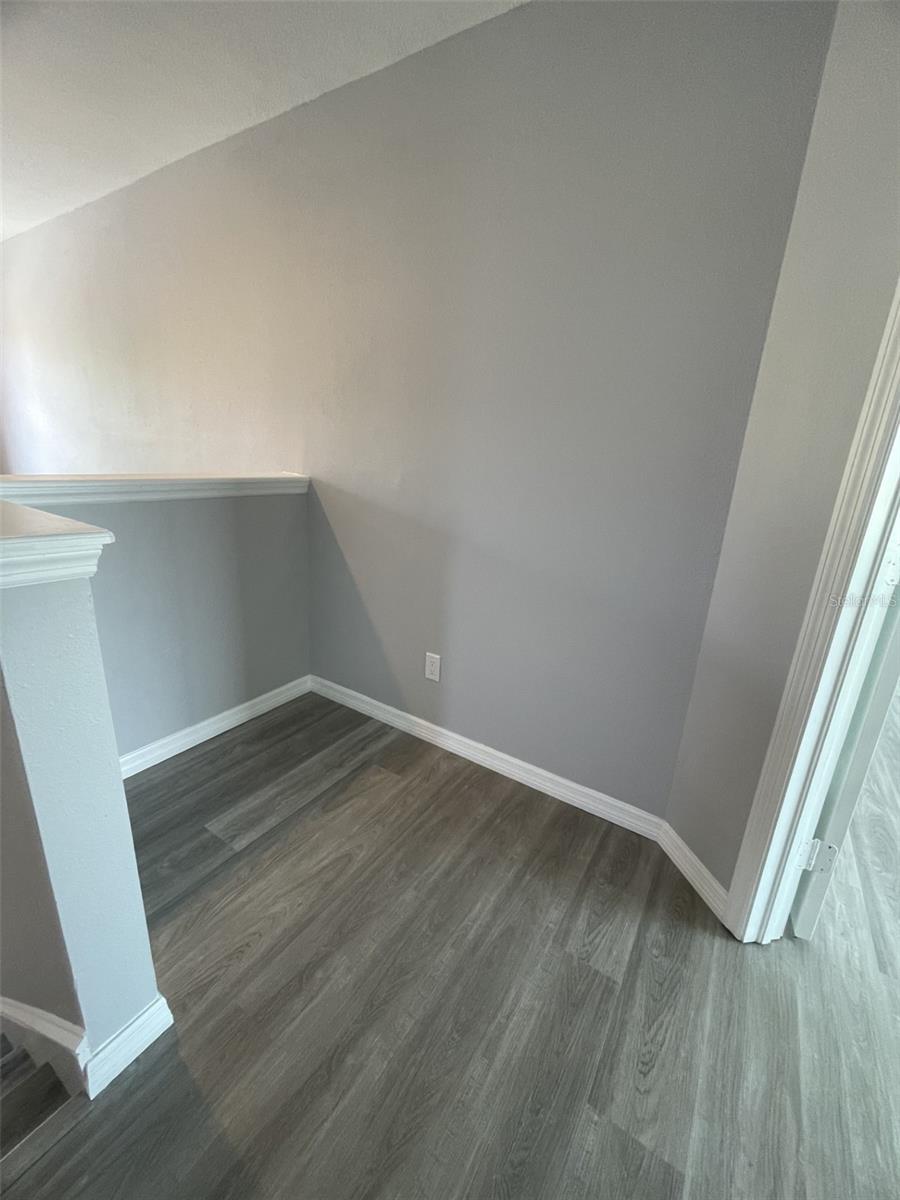SUNCOAST LAKES - Residential Lease
