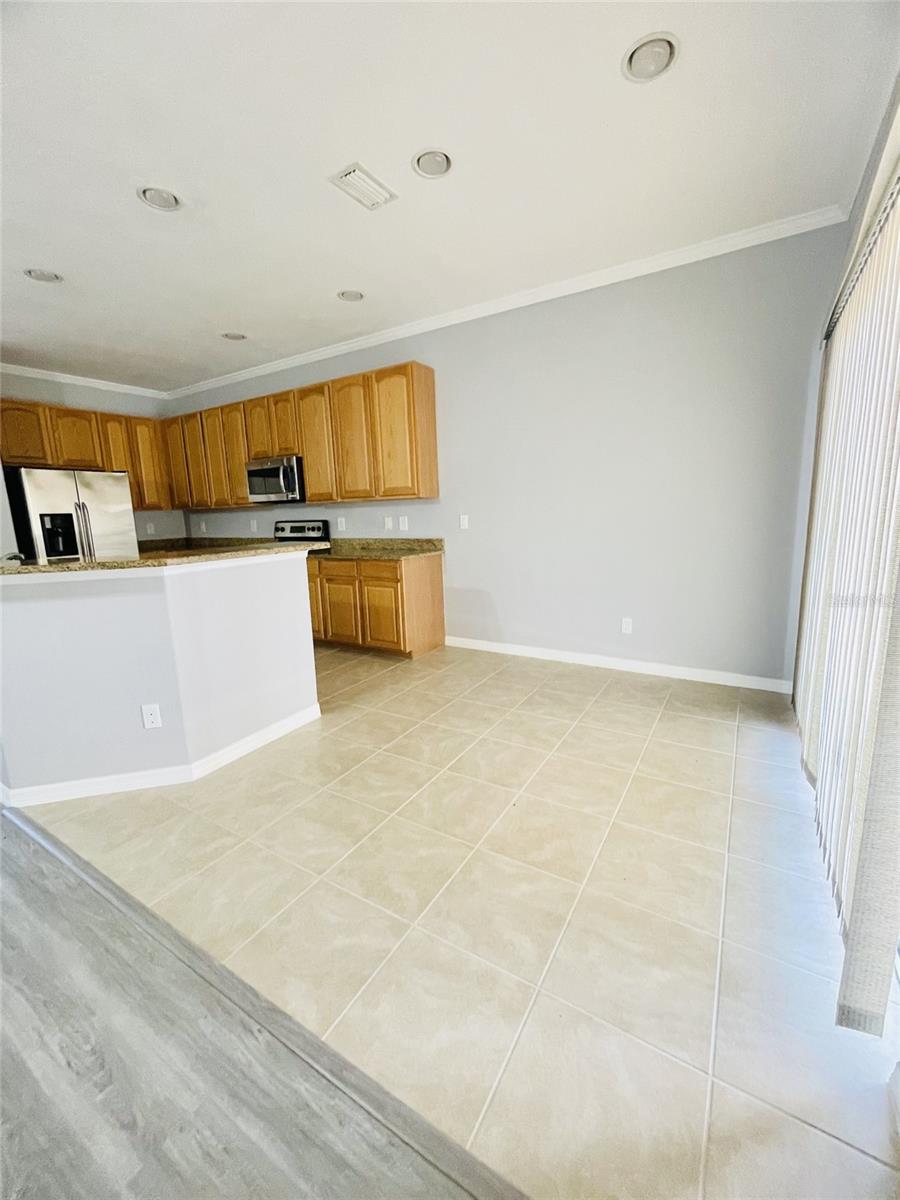 SUNCOAST LAKES - Residential Lease