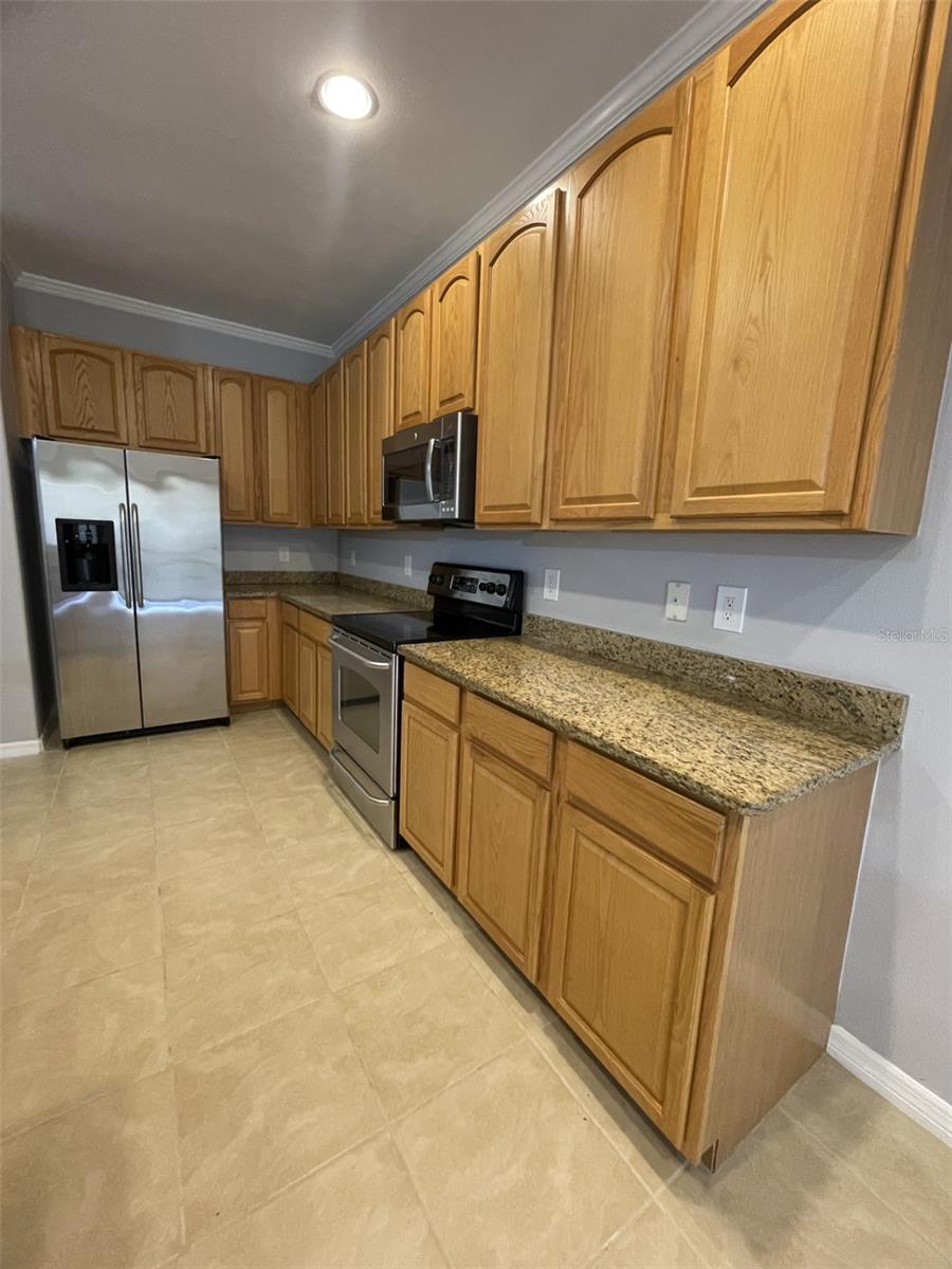 SUNCOAST LAKES - Residential Lease