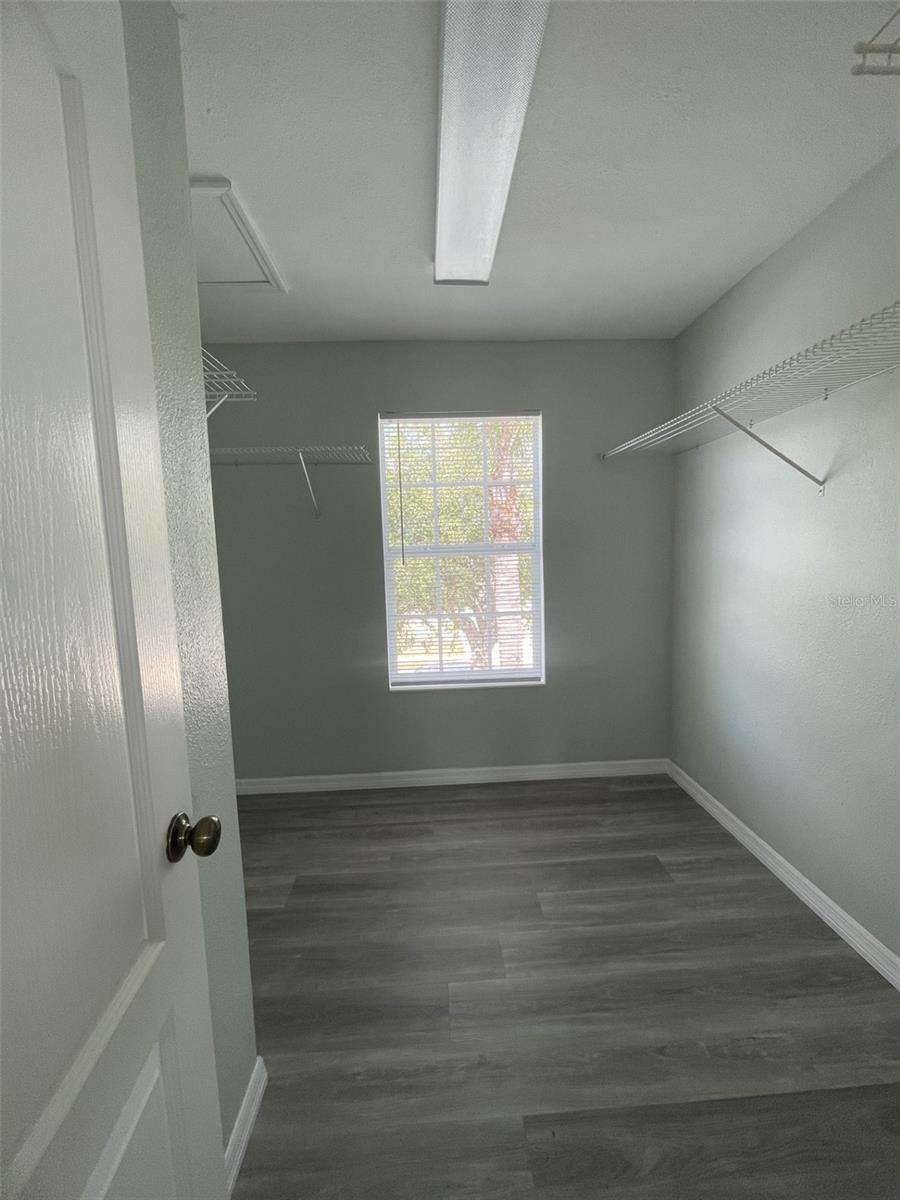 SUNCOAST LAKES - Residential Lease