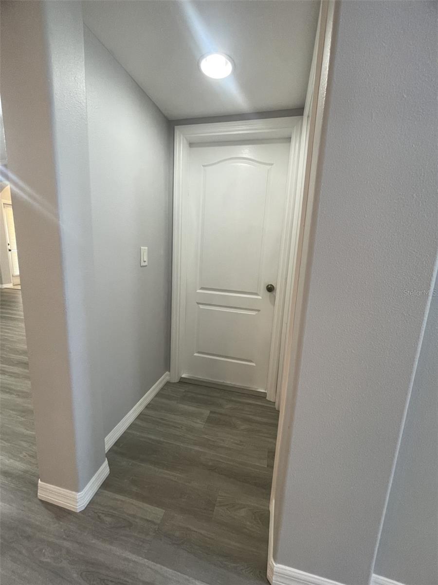 SUNCOAST LAKES - Residential Lease
