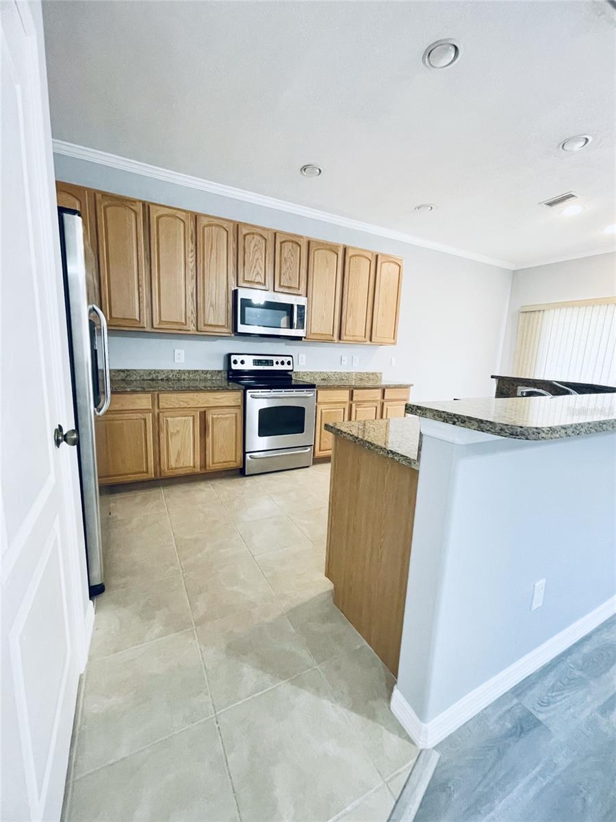 2827 SUNCOAST LAKES BOULEVARD