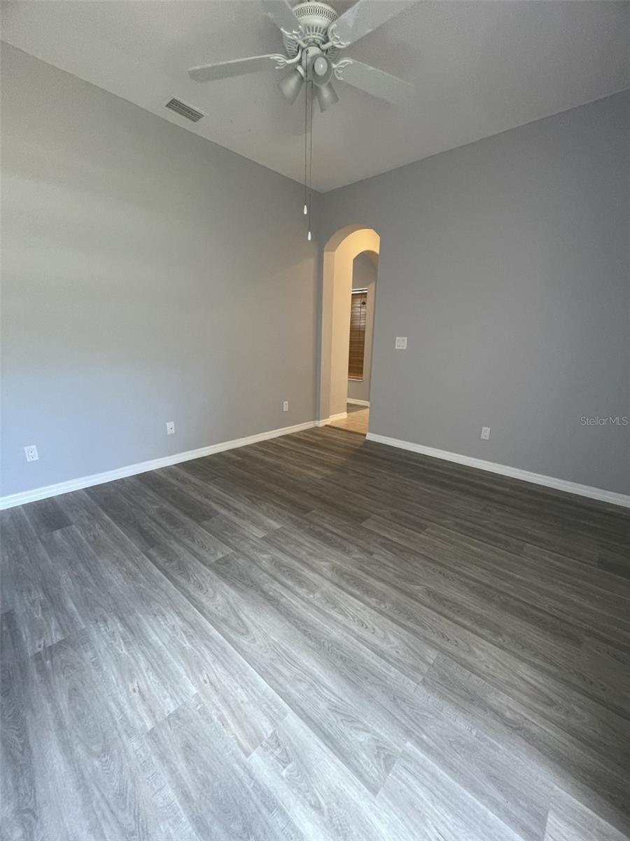 SUNCOAST LAKES - Residential Lease