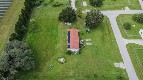 A home in MULBERRY