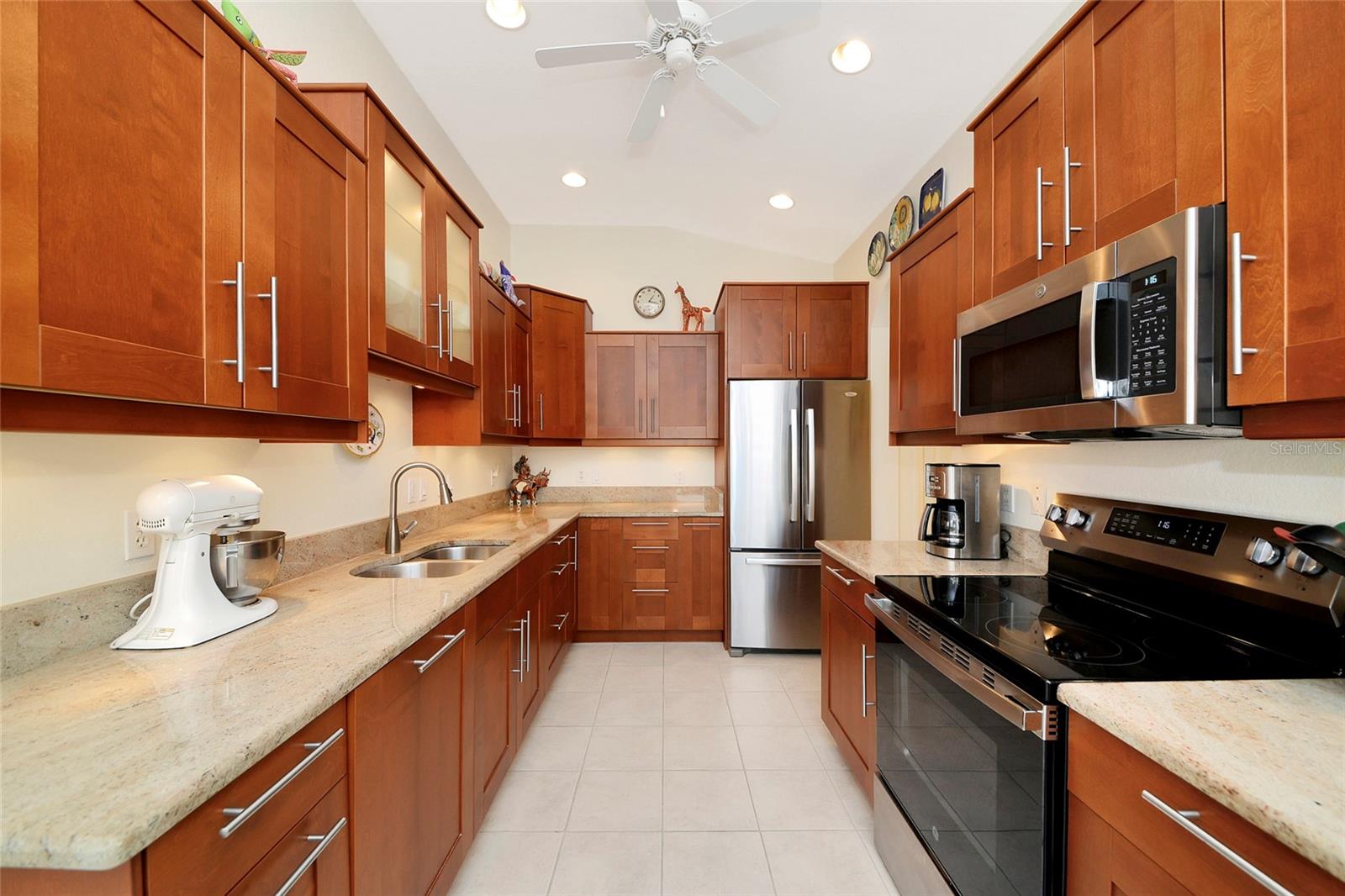 AUBURN WOODS - Residential