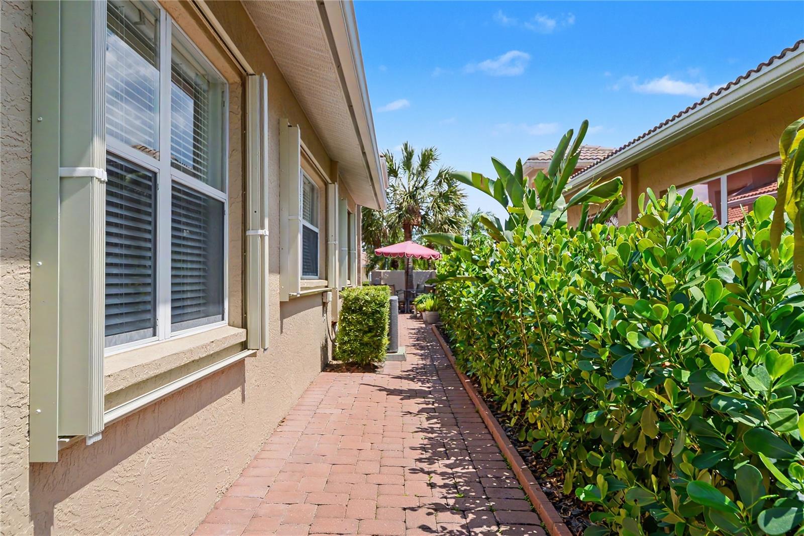 AUBURN WOODS - Residential