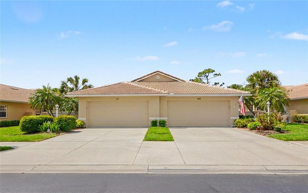 Photo of 111 Auburn Woods Circle, Venice, FL 34292 (MLS # A4688165)