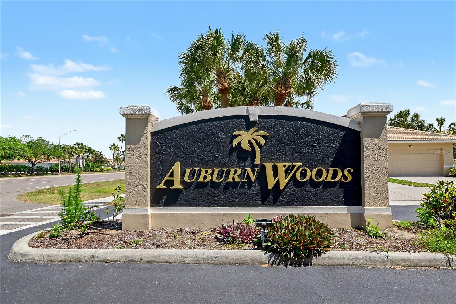 AUBURN WOODS - Residential