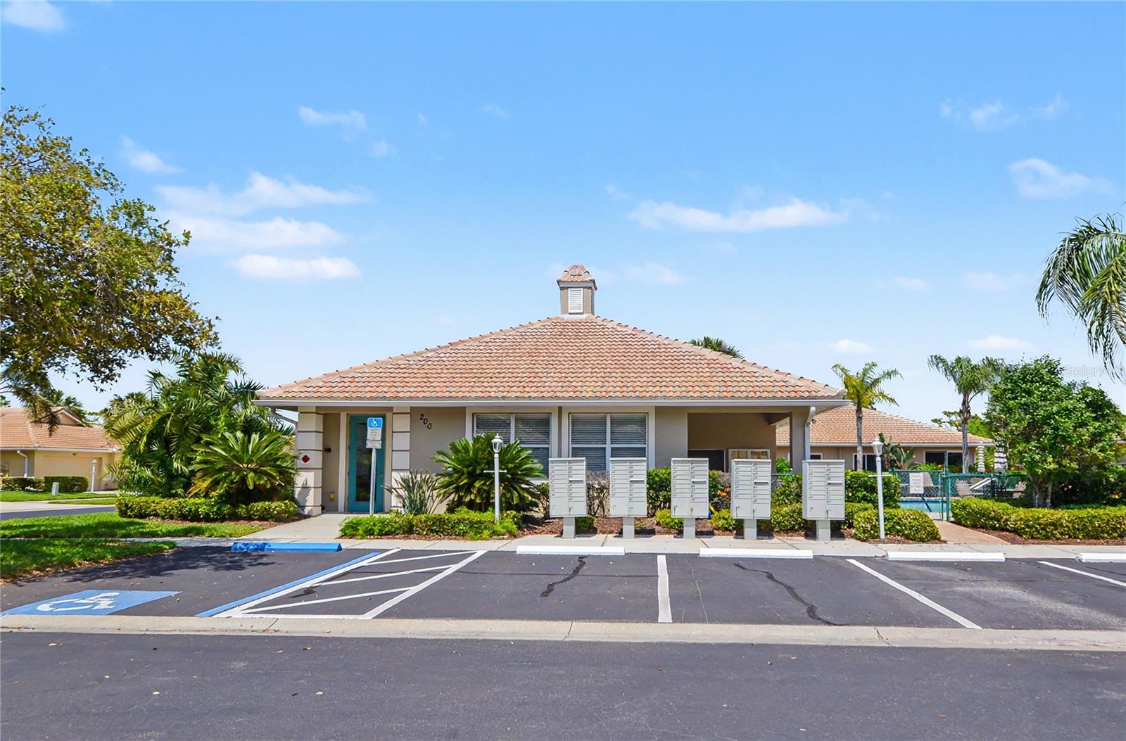 AUBURN WOODS - Residential